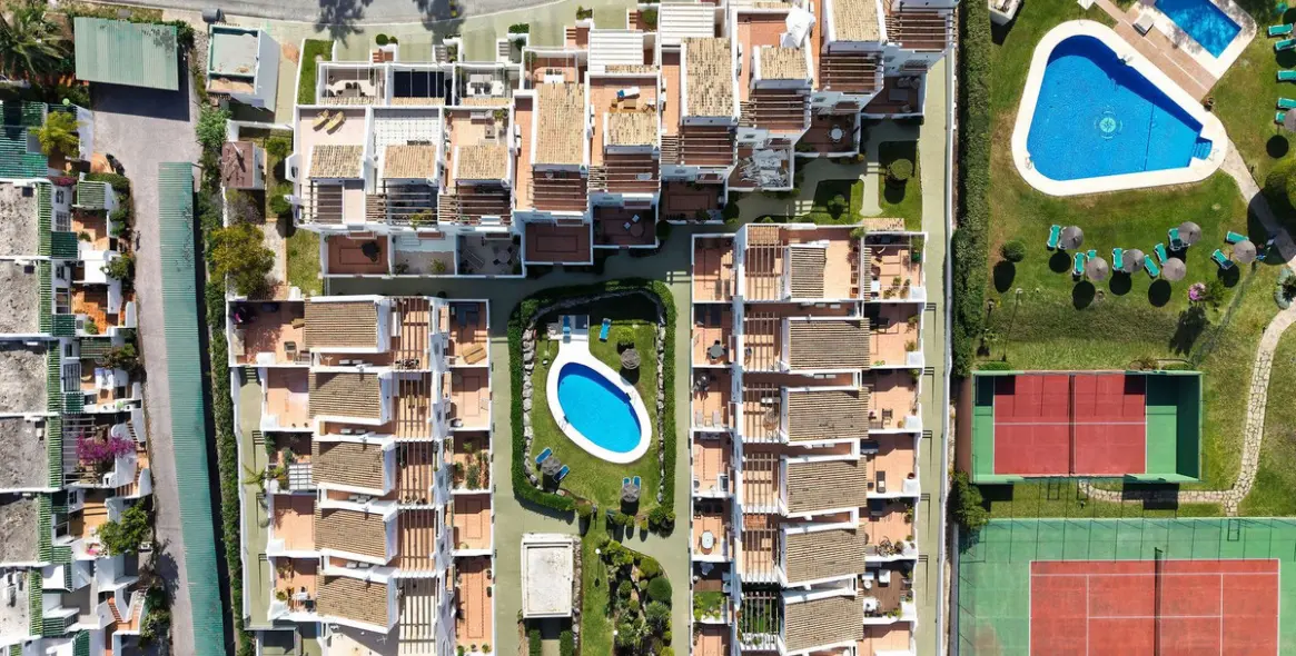 Sale of townhouse in Nueva Andalucía 43