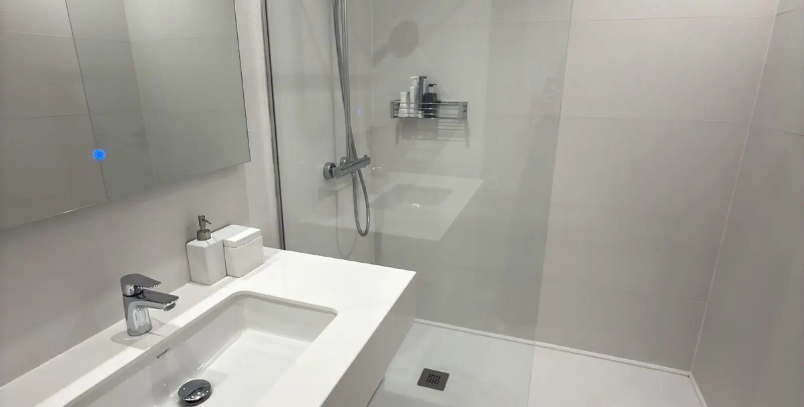 Venta de apartamento en planta baja en Santa Clara 23