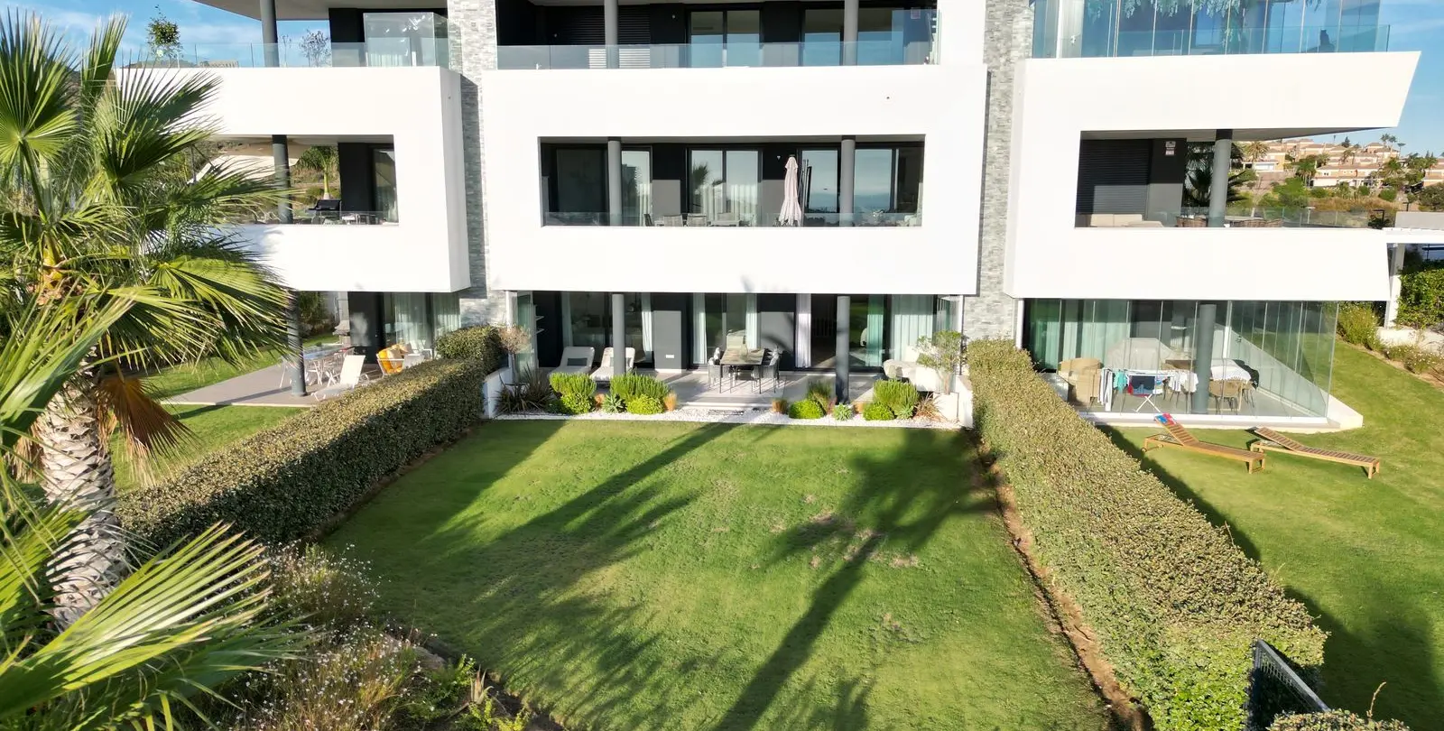 Продажа апартаментов на первом этаже в Santa Clara 6