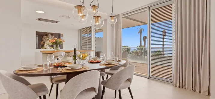 Sale of middle floor apartment in Estepona 4
