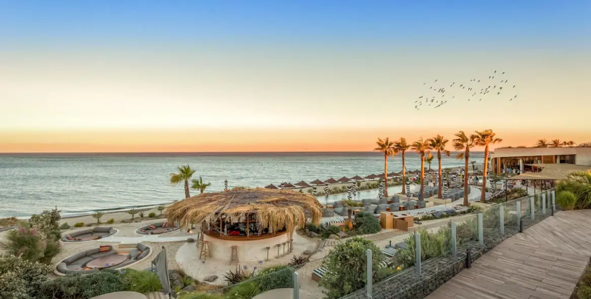 Sale of middle floor apartment in Estepona 21