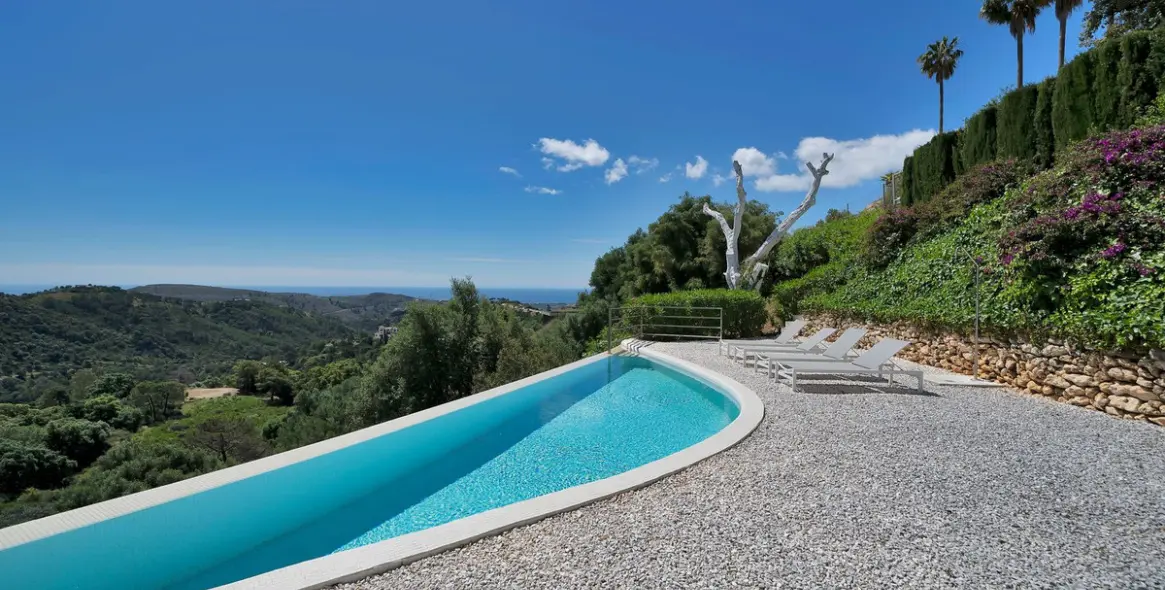 Sale of detached villa in Benahavís 5