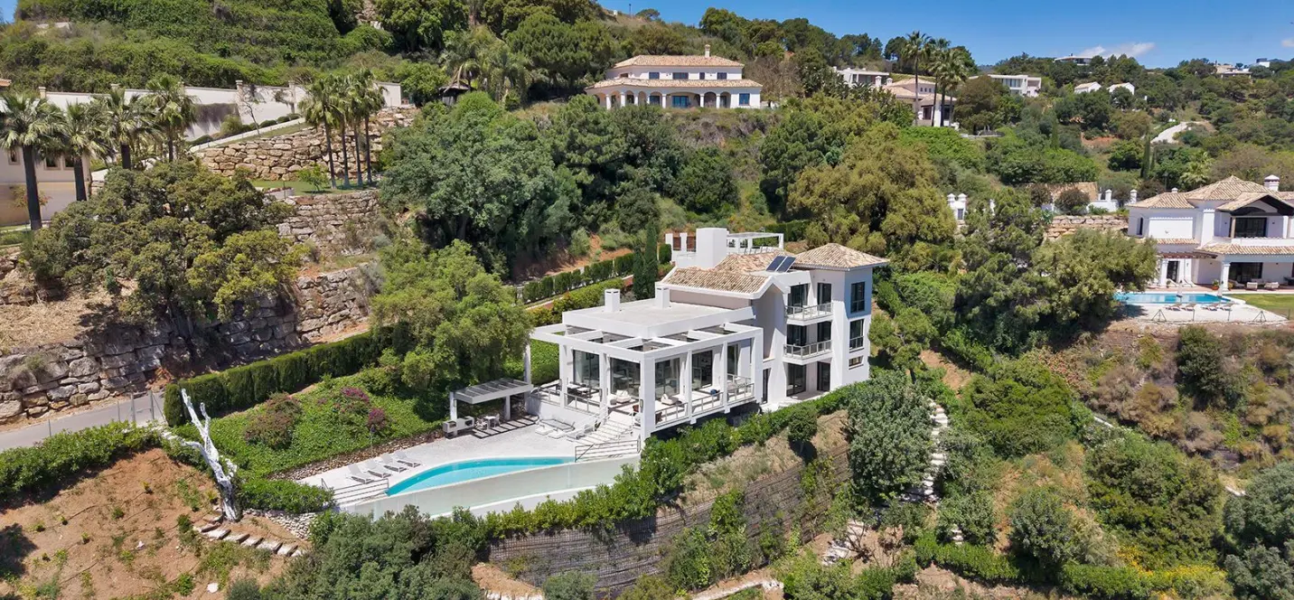 Sale of detached villa in Benahavís 0