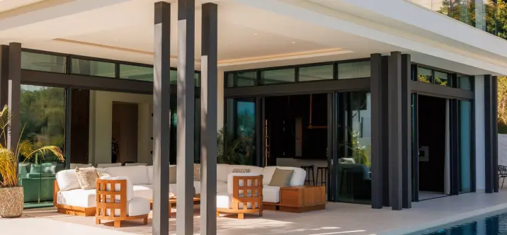 Sale of detached villa in The Golden Mile 3