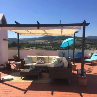 Продажа двухуровневого пентхауса в Estepona