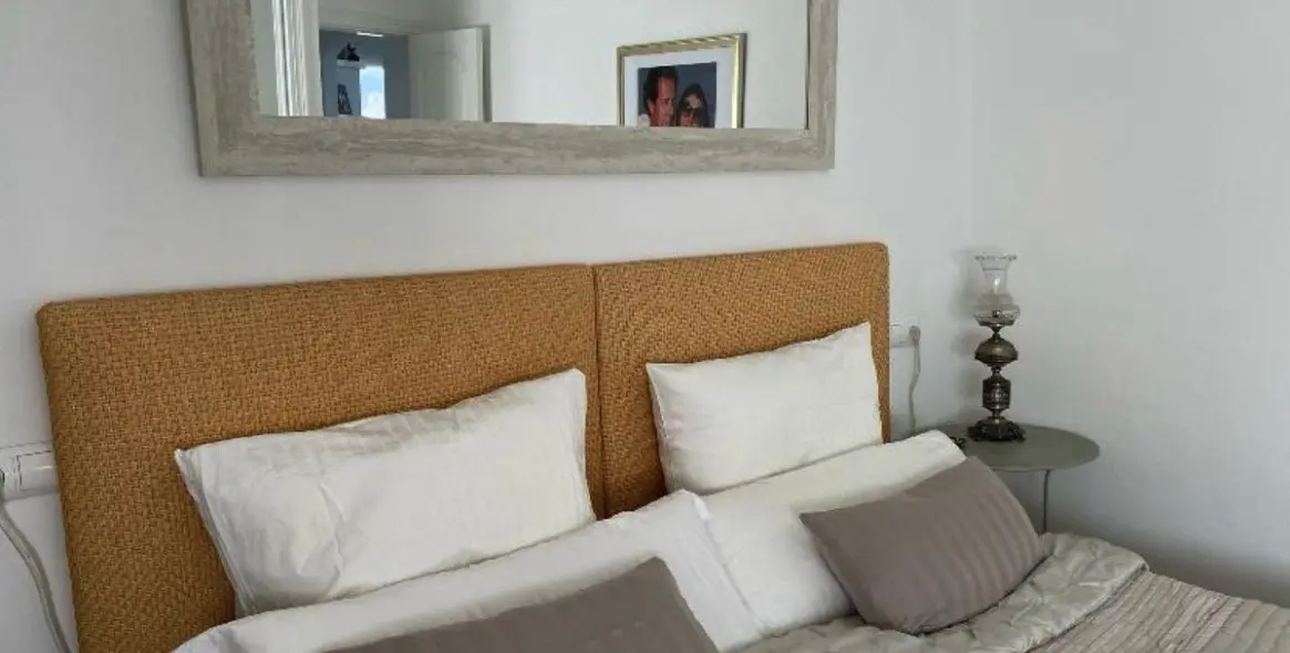 Продажа двухуровневого пентхауса в Estepona 10