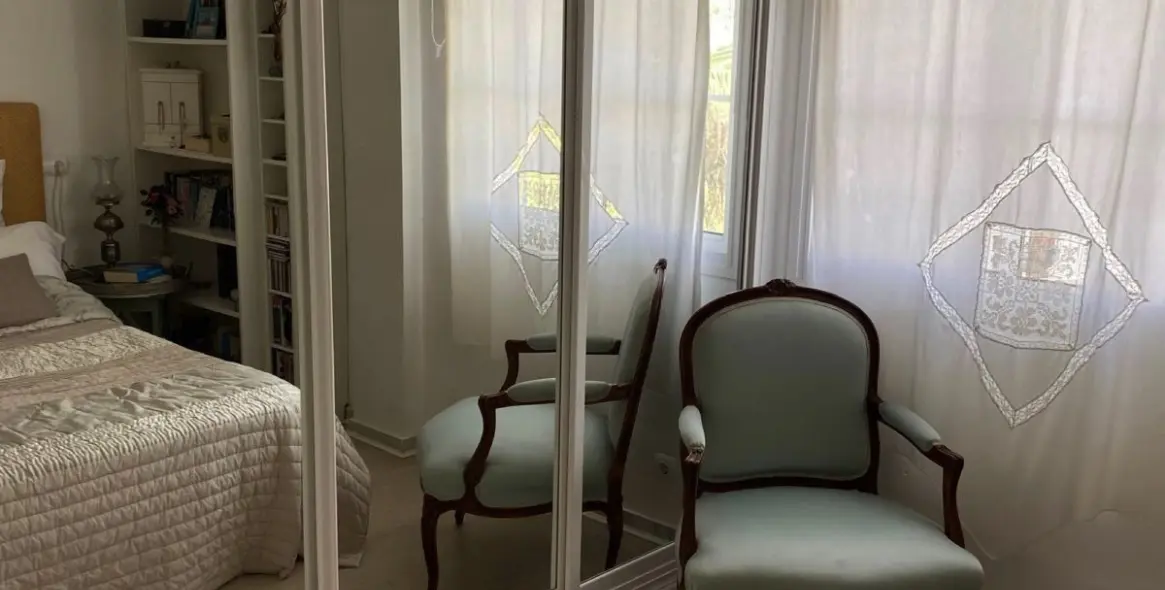 Продажа двухуровневого пентхауса в Estepona 18