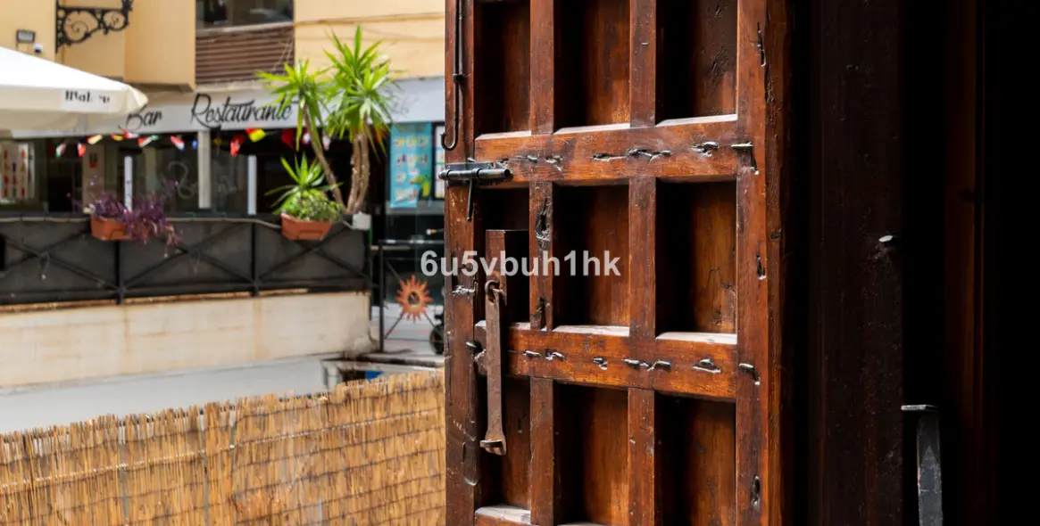 Sale of commercial premises in Fuengirola 6