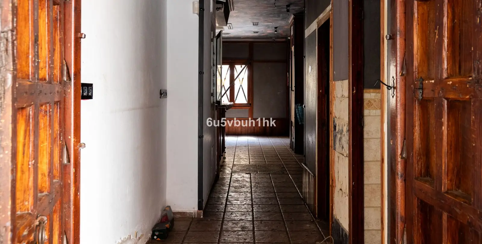 Sale of commercial premises in Fuengirola 11