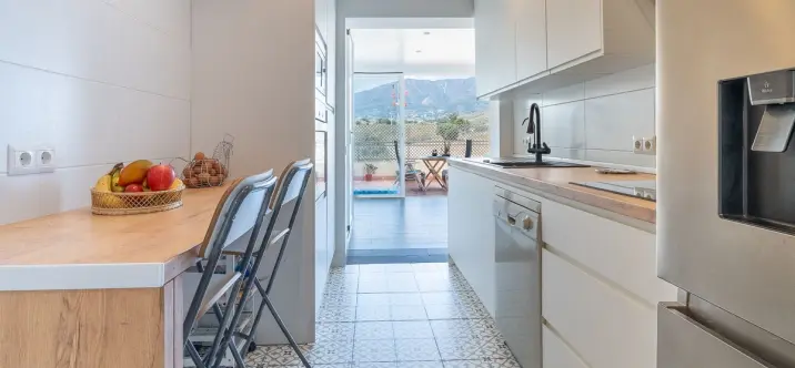 Sale of middle floor apartment in Mijas Golf 4