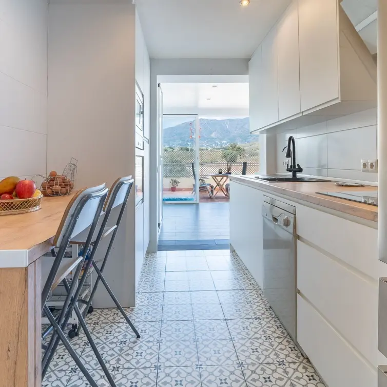 Sale of middle floor apartment in La Cala Hills