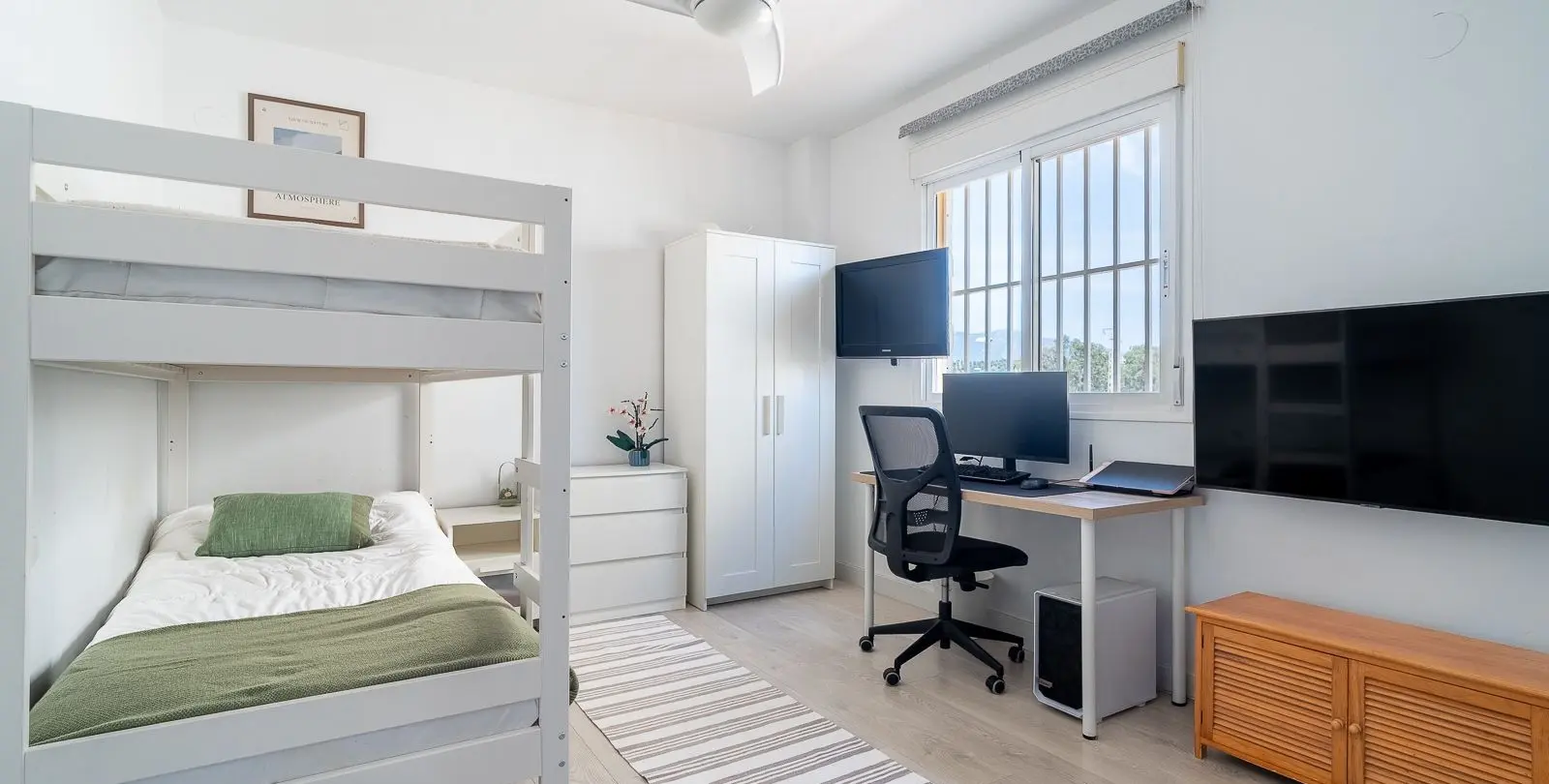 Продажа апартаментов на среднем этаже в La Cala Hills 10