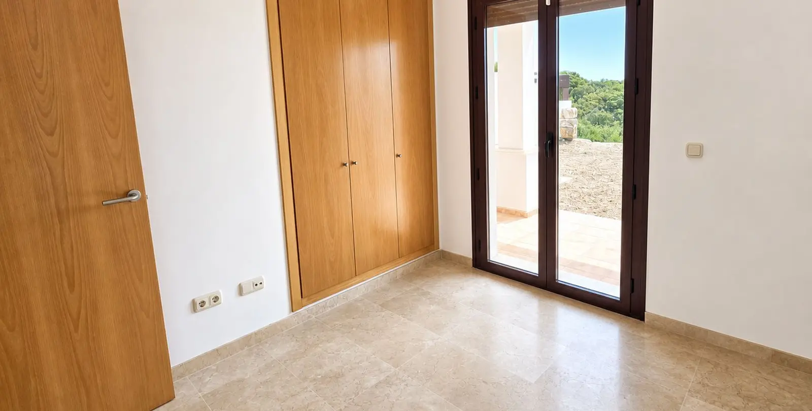 Продажа таунхауса в Casares Playa 16