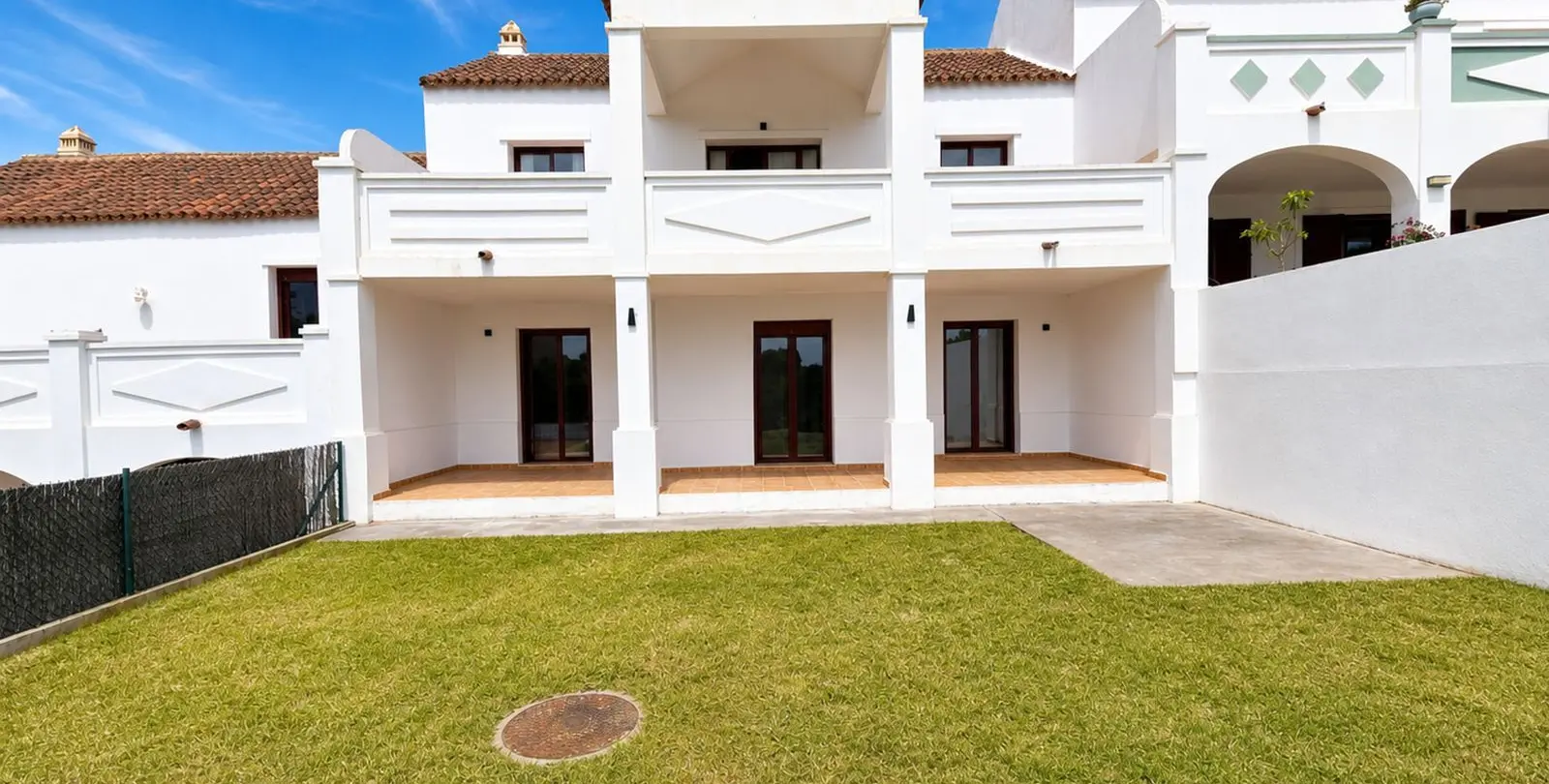 Продажа таунхауса в Casares Playa 19