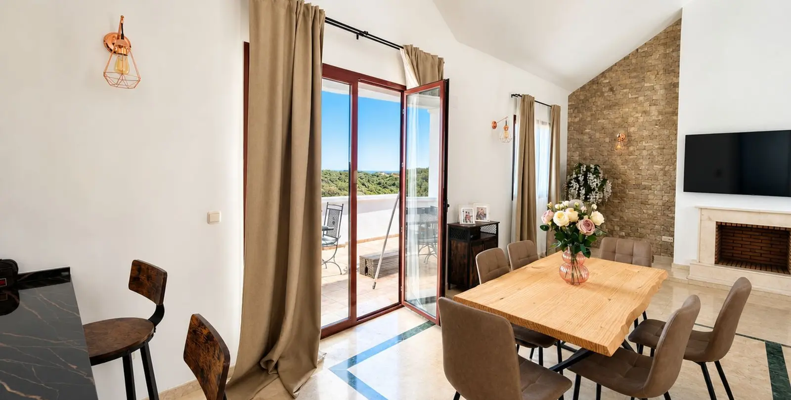 Продажа таунхауса в Casares Playa 39