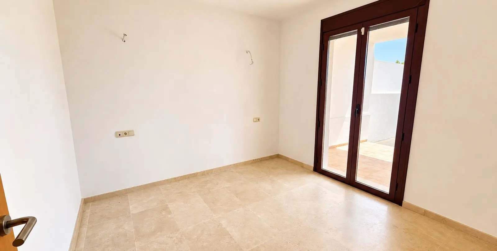 Продажа таунхауса в Casares Playa 47