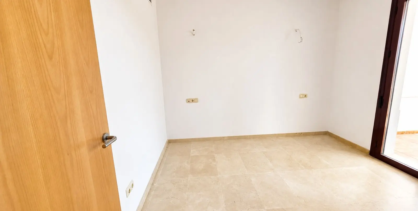 Продажа таунхауса в Casares Playa 48