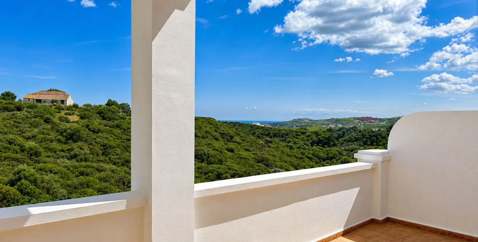Продажа таунхауса в Casares Playa 58