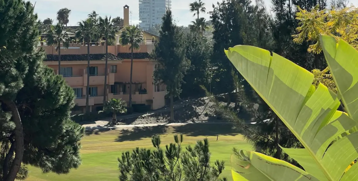 Продажа апартаментов на первом этаже в Marbella 28