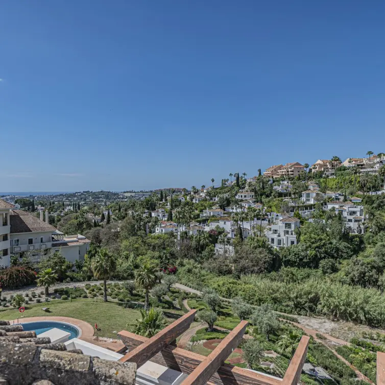 Продажа пентхауса в Nueva Andalucía