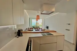 Image 7 thumb