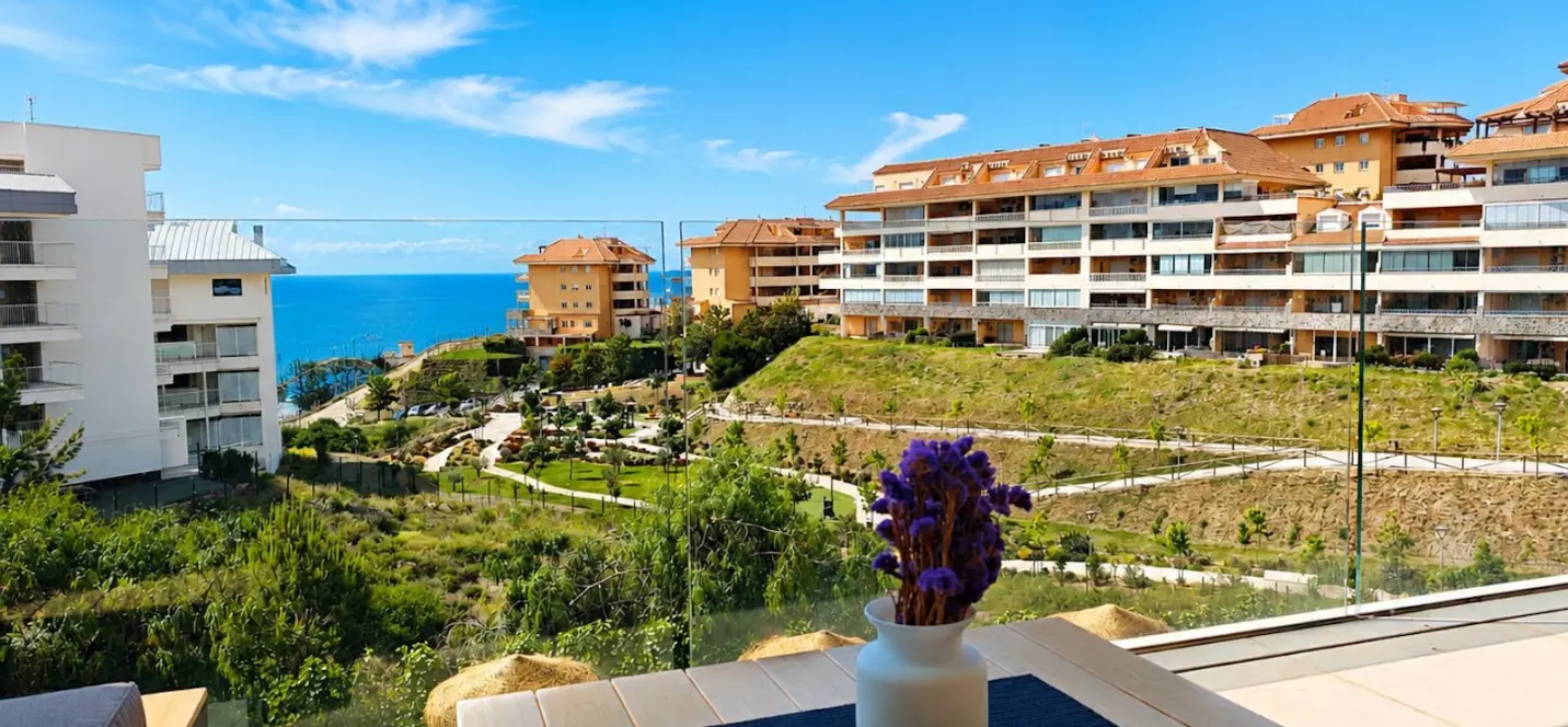 Venta de ático dúplex en Higueron 0