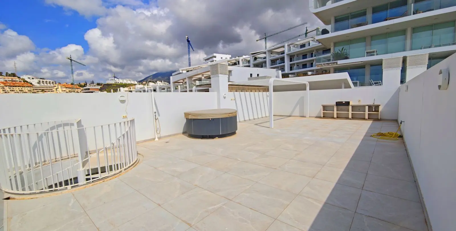 Venta de ático dúplex en Higueron 19