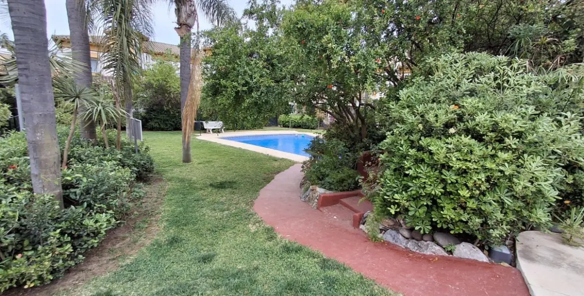 Venta de adosado en Nueva Andalucía 33