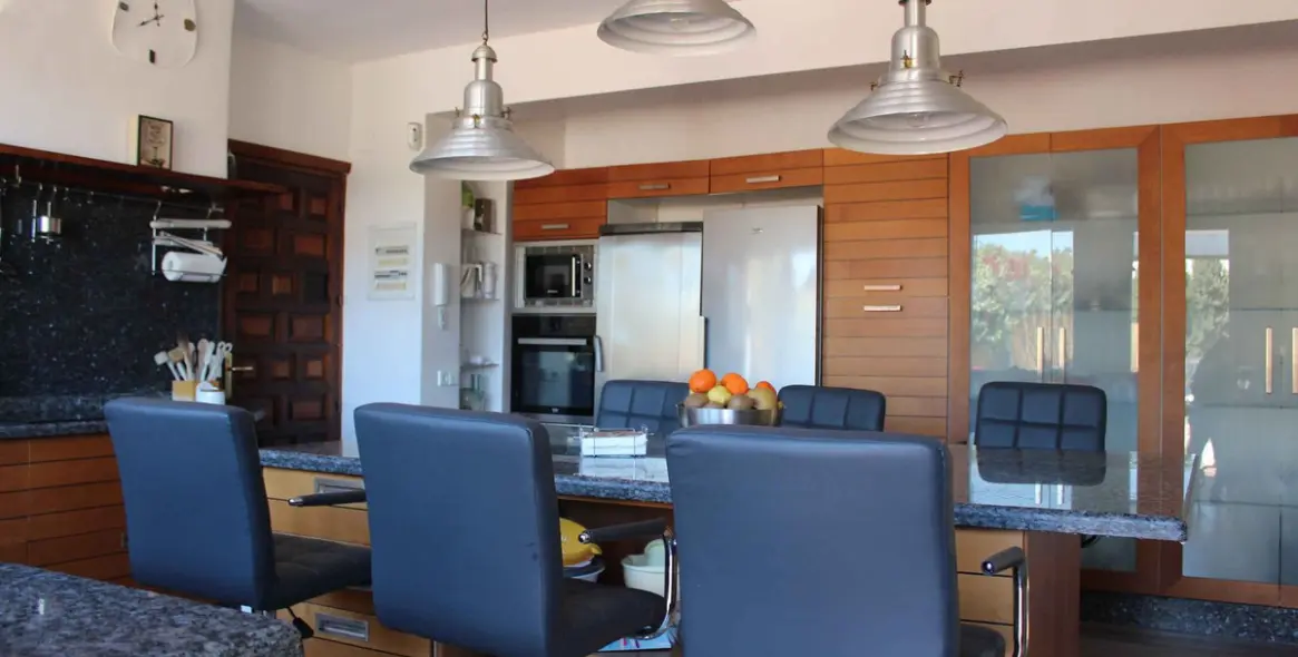 Venta de villa independiente en El Rosario 10
