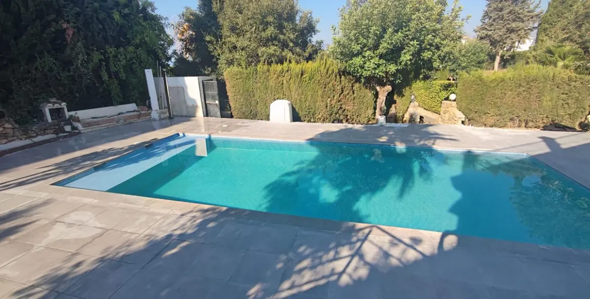 Venta de villa independiente en El Rosario 25