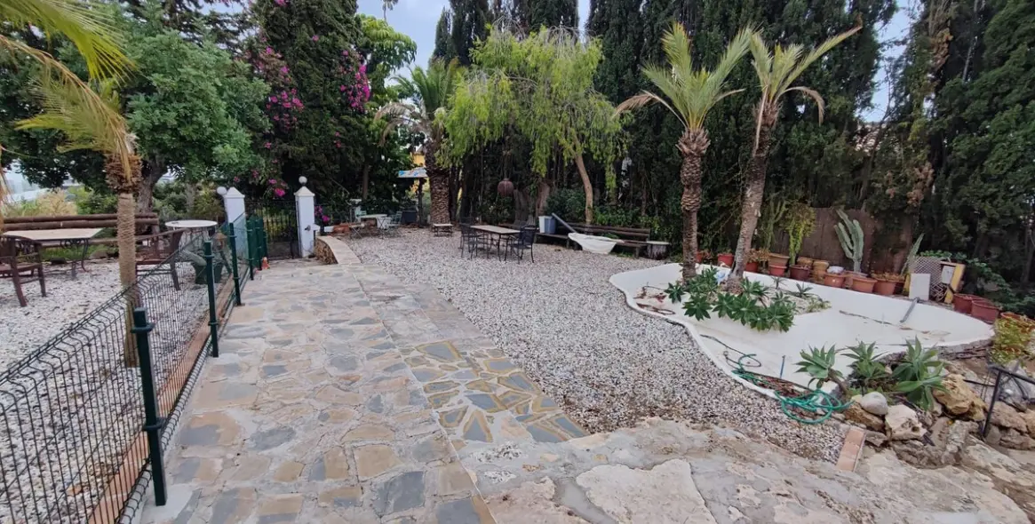 Venta de villa independiente en El Rosario 30