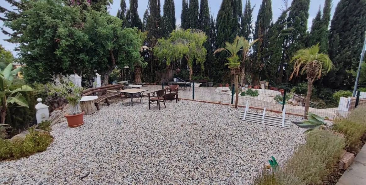 Venta de villa independiente en El Rosario 31