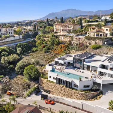 Venta de villa independiente en El Paraiso