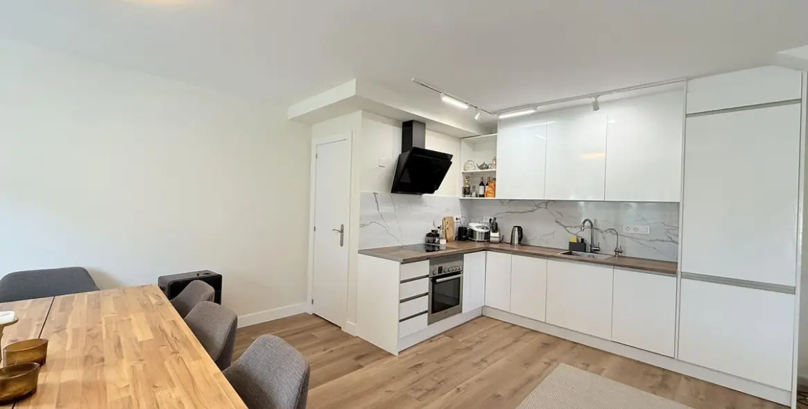 Short-term rent of townhouse in New Golden Mile 4