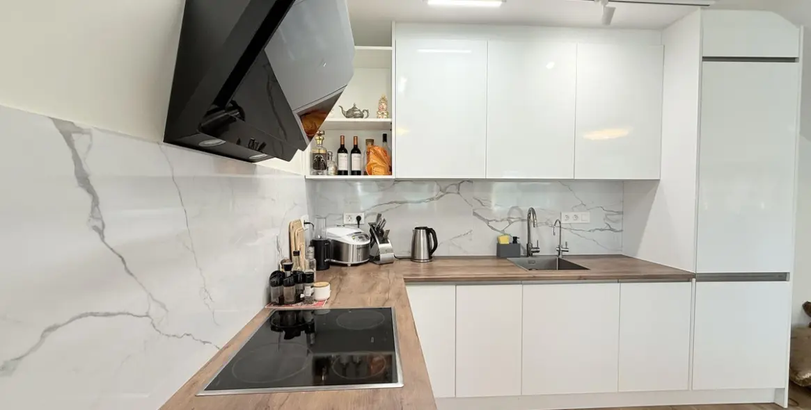Short-term rent of townhouse in New Golden Mile 5