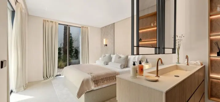Venta de villa independiente en Nueva Andalucía 3