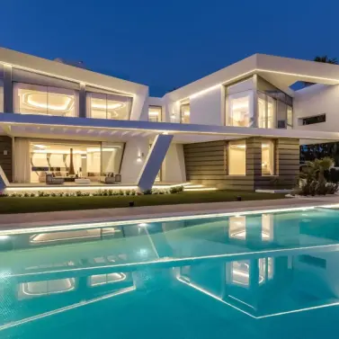 Venta de villa independiente en Marbella