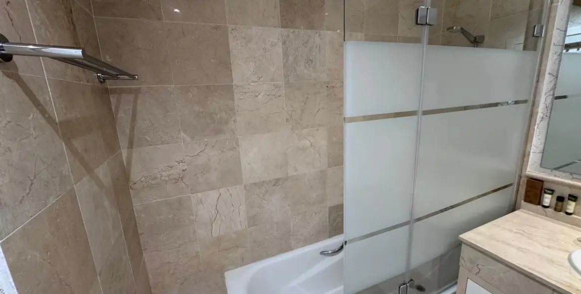 Short-term rent of penthouse duplex in Nueva Andalucía 13