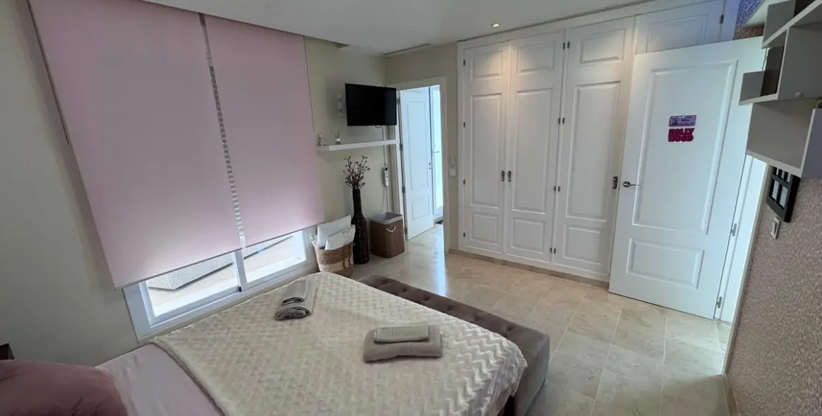 Short-term rent of penthouse duplex in Nueva Andalucía 16