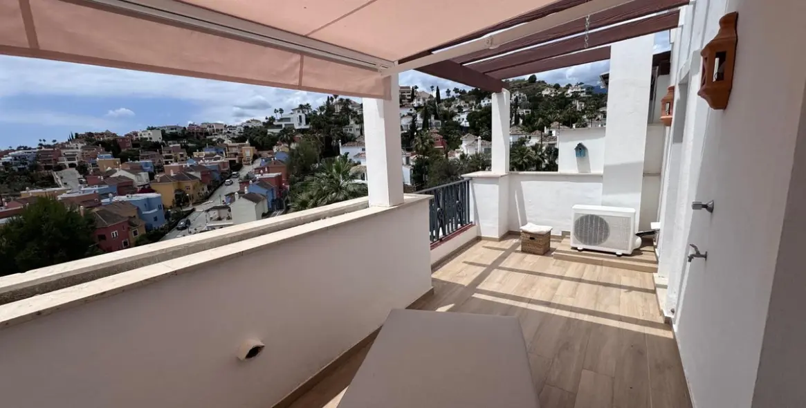 Short-term rent of penthouse duplex in Nueva Andalucía 17
