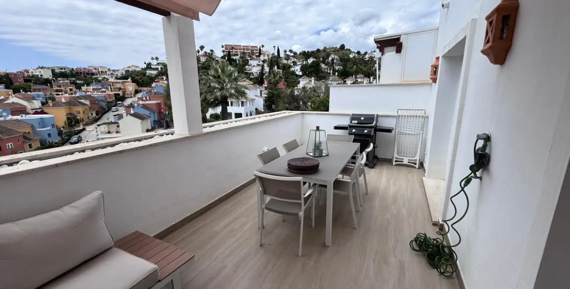 Short-term rent of penthouse duplex in Nueva Andalucía 21