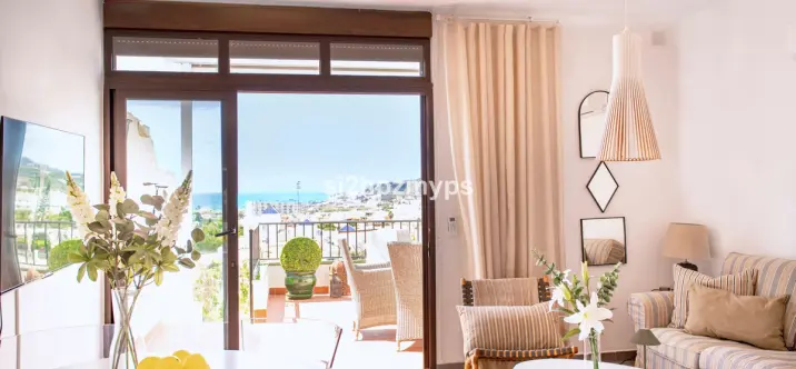Venta de adosado en Nerja 0