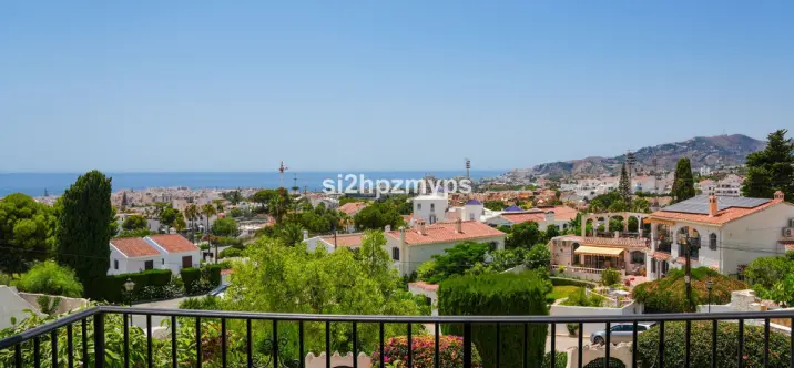 Продажа таунхауса в Nerja 0