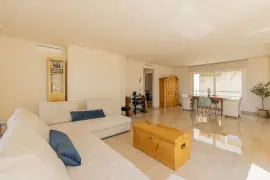 Image 4 thumb