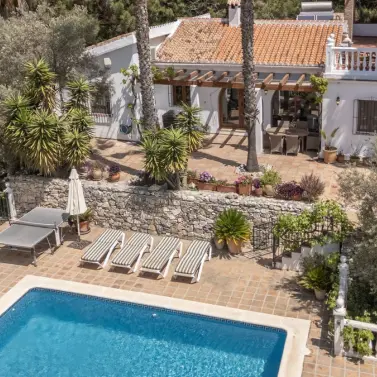 Venta de villa independiente en Cómpeta