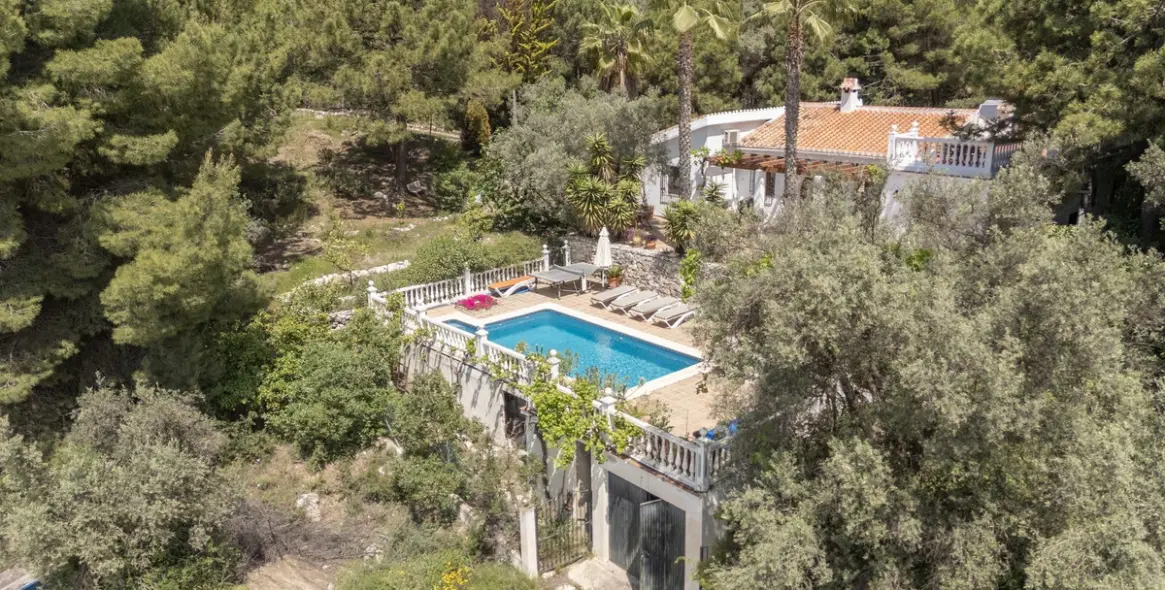Venta de villa independiente en Cómpeta 25