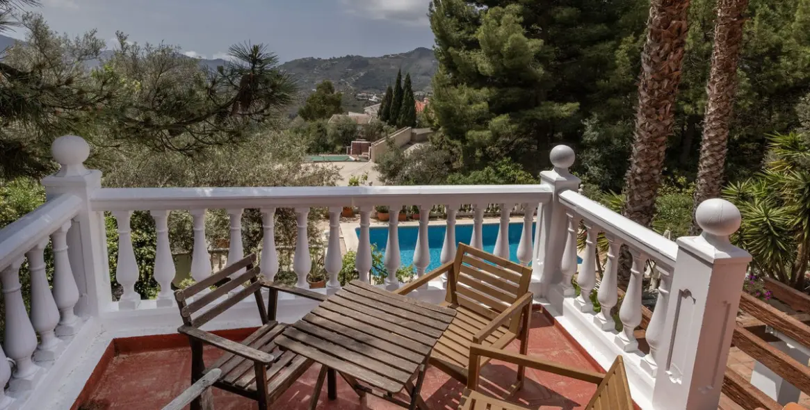 Venta de villa independiente en Cómpeta 31