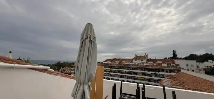 Sale of penthouse in The Golden Mile 3