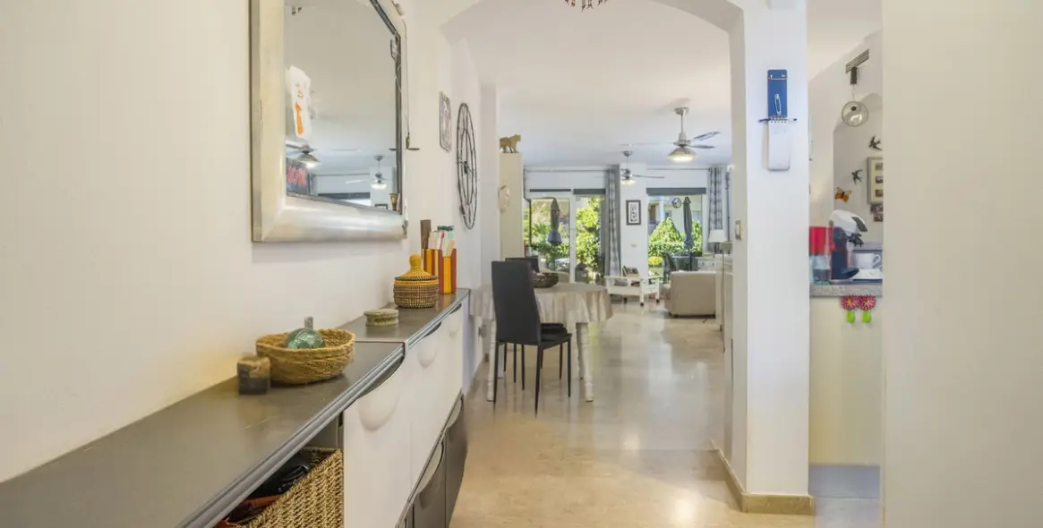 Продажа апартаментов на первом этаже в Mijas Costa 3