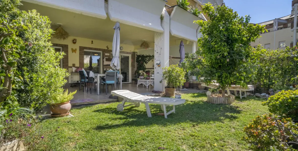Продажа апартаментов на первом этаже в Mijas Costa 18